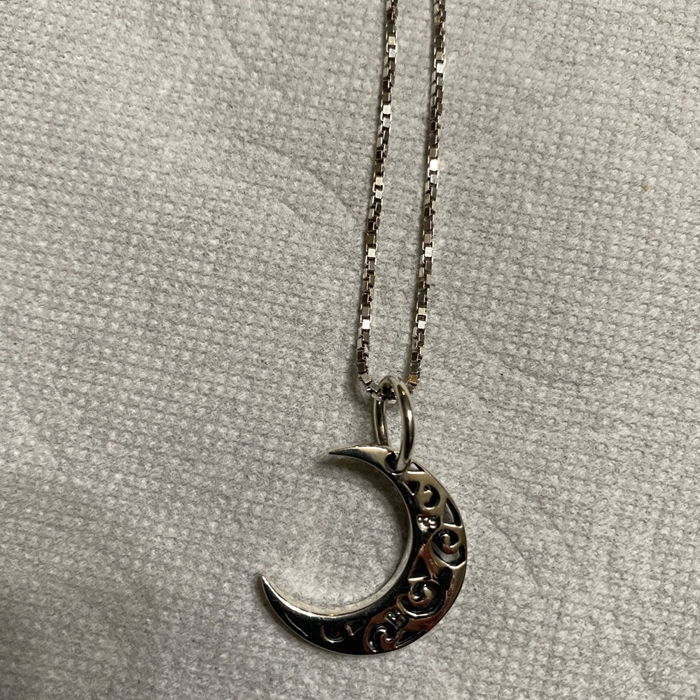 Silvershake moon necklace